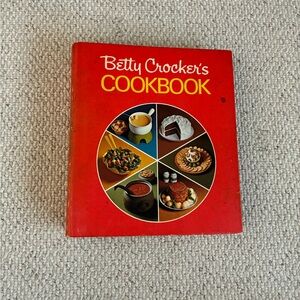 Betty Crocker Red Cookbook